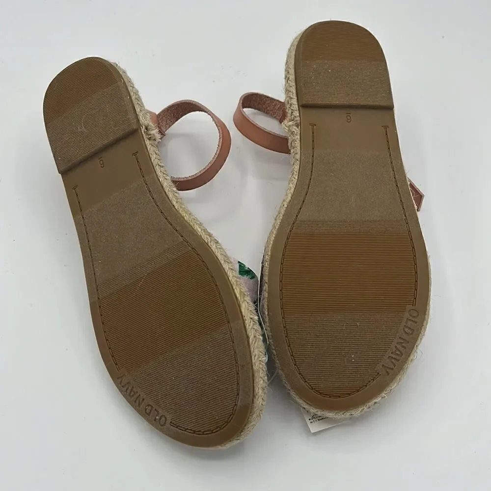 Old Navy Hawaiian espadrilles sandals